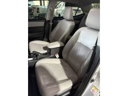 TOYOTA - COROLLA - 2018/2018 - Prata - R$ 111.900,00