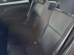 TOYOTA - ETIOS - 2018/2018 - Cinza - R$ 59.900,00