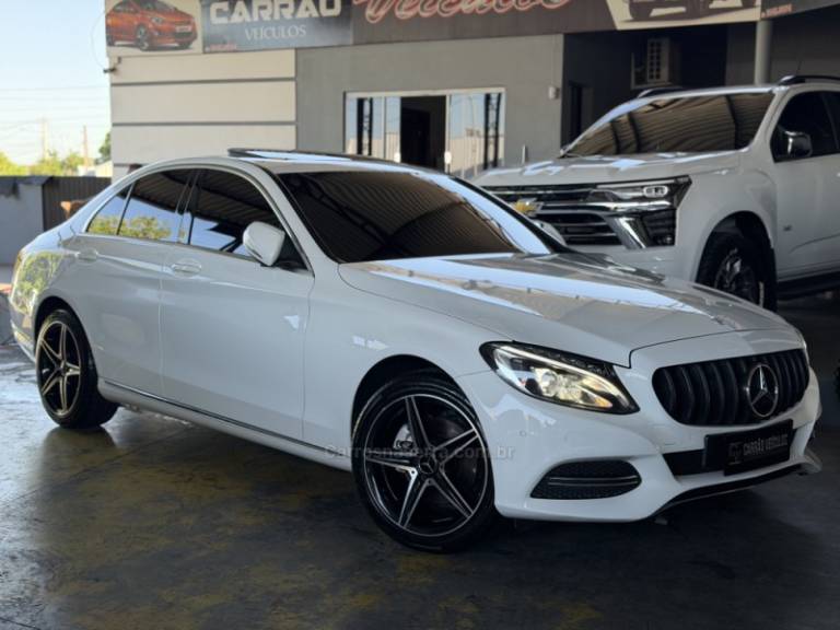 MERCEDES-BENZ - C 200 - 2015/2015 - Branca - R$ 119.900,00