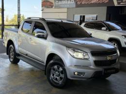 CHEVROLET - S10 - 2013/2014 - Prata - R$ 119.900,00