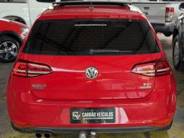VOLKSWAGEN - GOLF - 2013/2014 - Vermelha - R$ 86.900,00