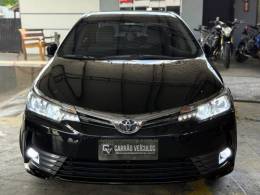 TOYOTA - COROLLA - 2017/2018 - Preta - R$ 109.900,00
