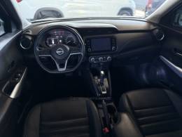 NISSAN - KICKS - 2022/2023 - Branca - R$ 114.900,00