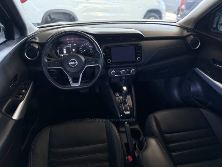 NISSAN - KICKS - 2022/2023 - Branca - R$ 114.900,00