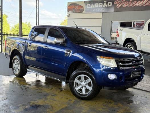 FORD - RANGER - 2014/2015 - Azul - R$ 99.900,00