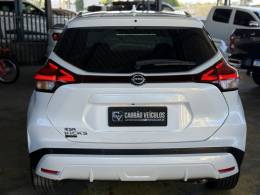NISSAN - KICKS - 2022/2023 - Branca - R$ 114.900,00