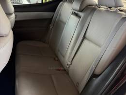 TOYOTA - COROLLA - 2017/2018 - Preta - R$ 109.900,00
