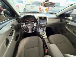 TOYOTA - COROLLA - 2012/2013 - Branca - R$ 74.900,00