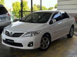 TOYOTA - COROLLA - 2012/2013 - Branca - R$ 74.900,00