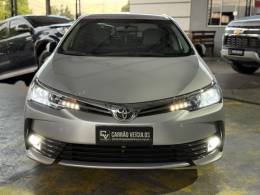 TOYOTA - COROLLA - 2018/2018 - Prata - R$ 111.900,00