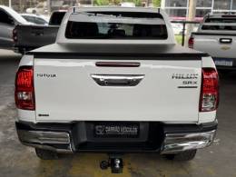 TOYOTA - HILUX - 2019/2019 - Branca - R$ 224.900,00