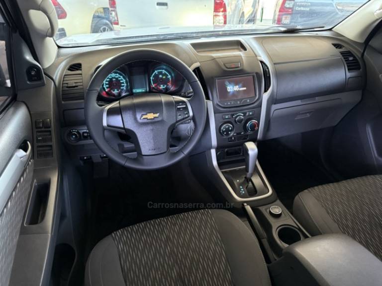 CHEVROLET - S10 - 2013/2014 - Prata - R$ 119.900,00