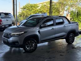 FIAT - STRADA - 2022/2023 - Prata - R$ 119.900,00