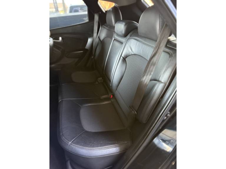 HYUNDAI - IX35 - 2014/2014 - Preta - R$ 79.900,00