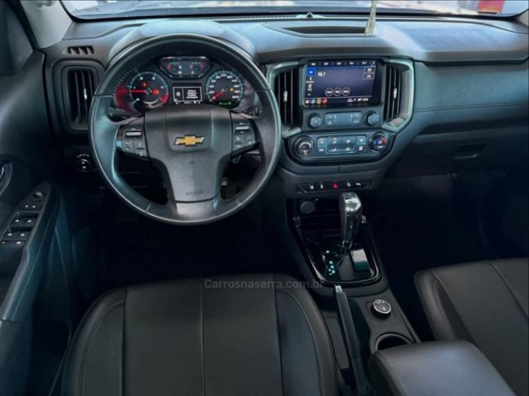 CHEVROLET - S10 - 2022/2022 - Branca - R$ 209.900,00