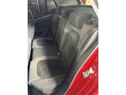 VOLKSWAGEN - GOLF - 2013/2014 - Vermelha - R$ 86.900,00