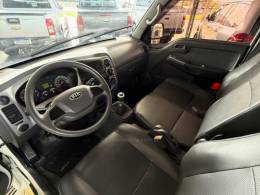 KIA MOTORS - BONGO - 2016/2016 - Branca - R$ 134.900,00
