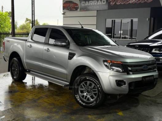FORD - RANGER - 2013/2013 - Prata - R$ 94.900,00