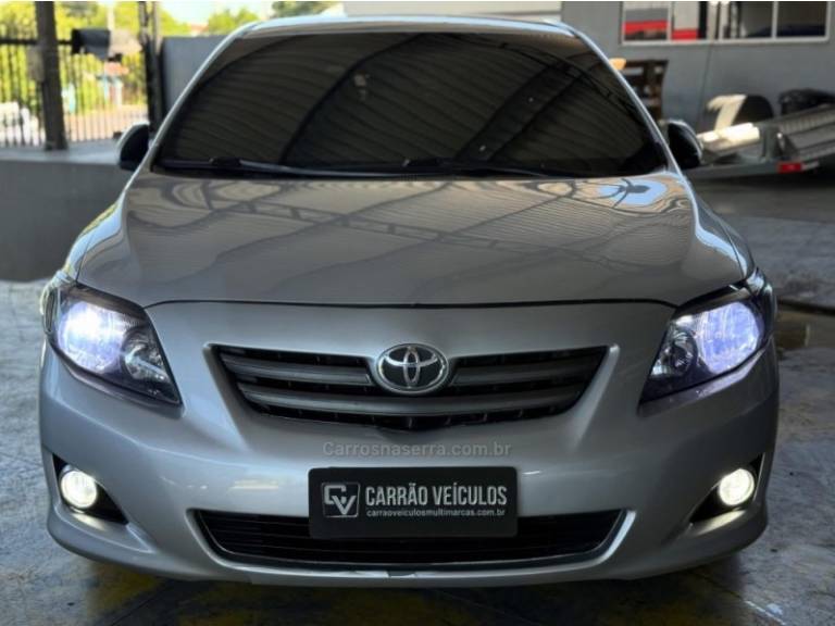 TOYOTA - COROLLA - 2009/2010 - Prata - R$ 62.900,00
